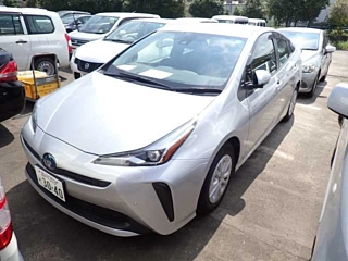 TOYOTA PRIUS 2021