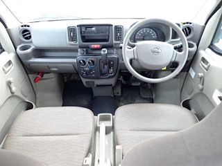 NISSAN CLIPPER VAN 2017