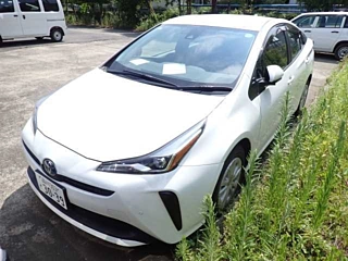TOYOTA PRIUS 2021