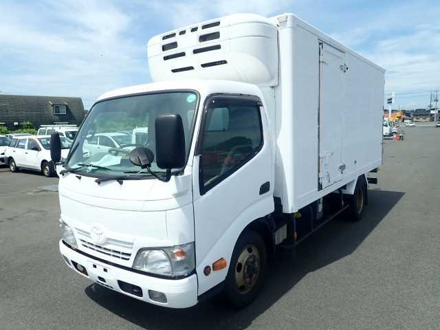 TOYOTA DYNA 2011