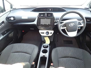 TOYOTA PRIUS 2018