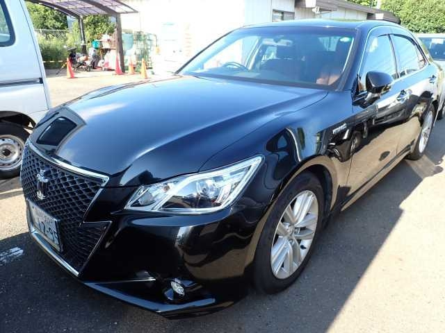 TOYOTA CROWN 2013