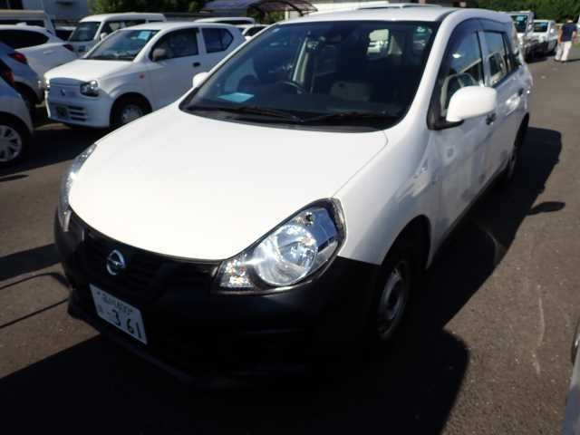 NISSAN AD 2020
