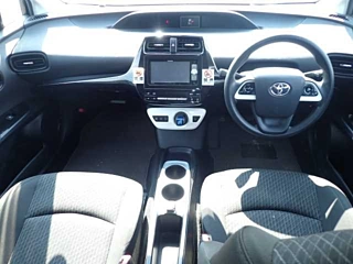 TOYOTA PRIUS 2016