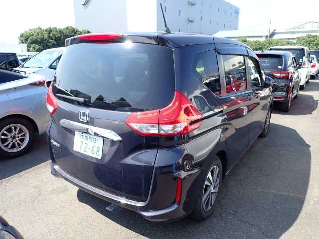 HONDA FREED 2022