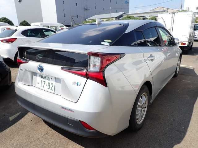 TOYOTA PRIUS 2020