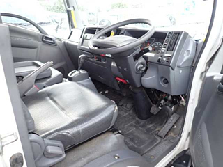 ISUZU ELF 2015