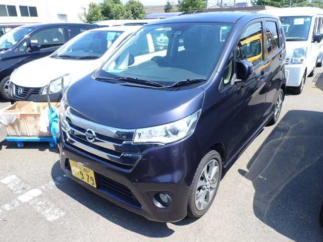 NISSAN DAYZ 2015