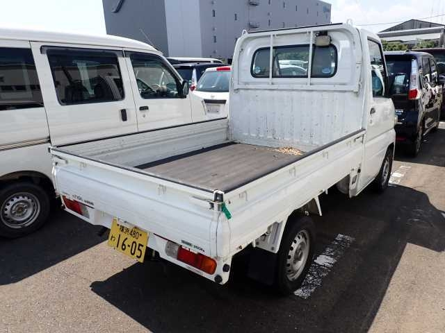NISSAN CLIPPER TRUCK 2013