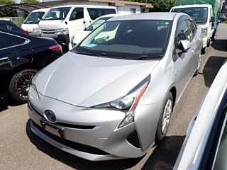 TOYOTA PRIUS 2017