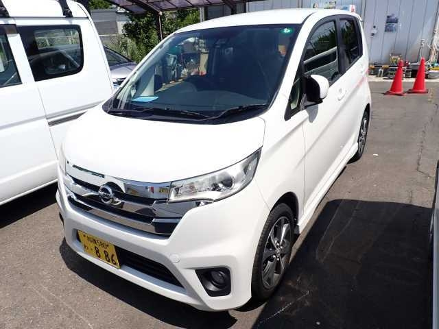 NISSAN DAYZ 2015