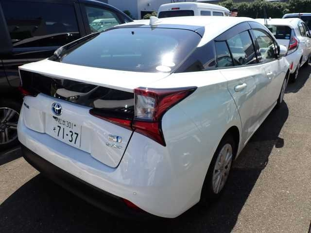 TOYOTA PRIUS 2020