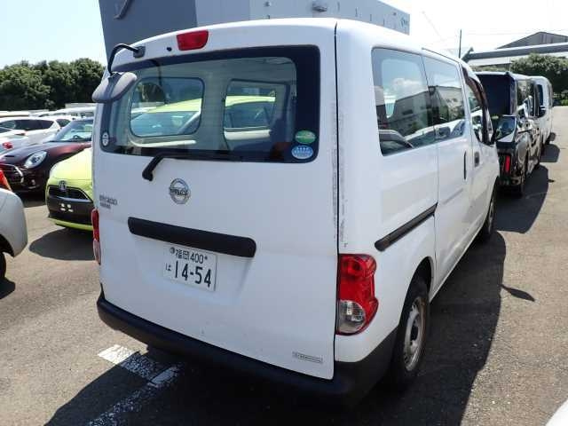 NISSAN NV200 2013