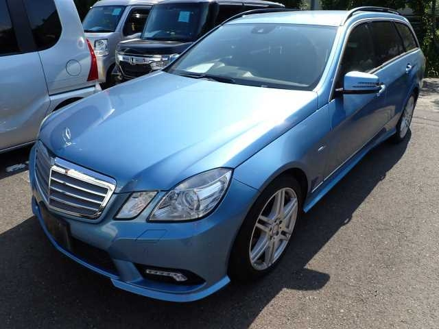 MERCEDES BENZ E CLASS WAGON 2010