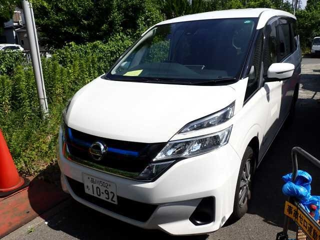 NISSAN SERENA 2019