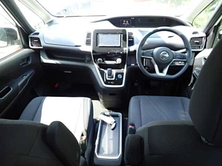 NISSAN SERENA 2019