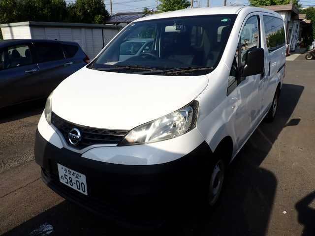 NISSAN NV200 2019