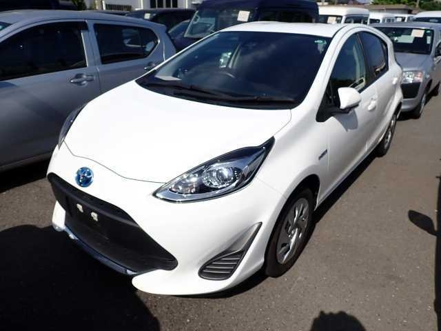 TOYOTA AQUA 2019