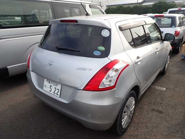 SUZUKI SWIFT 2015