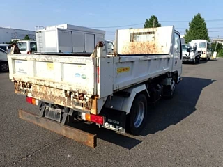 ISUZU ELF 2017