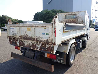 ISUZU ELF 2017