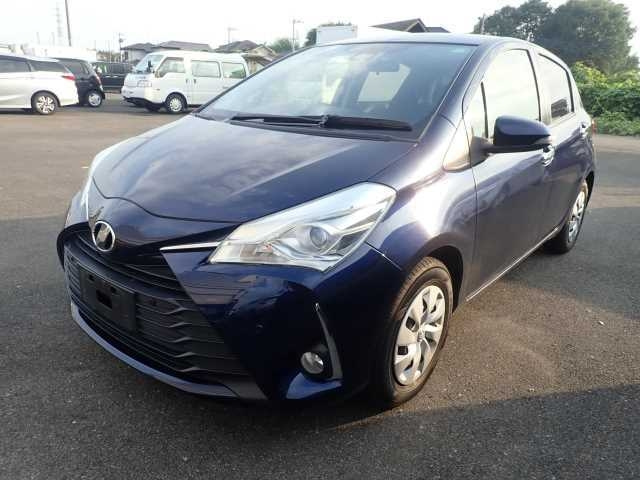 TOYOTA VITZ 2019