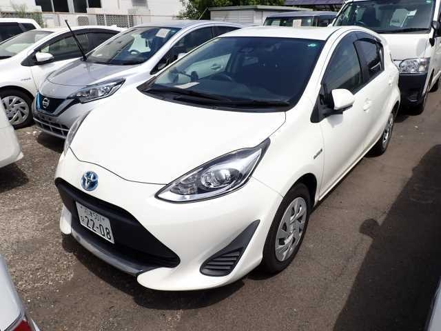 TOYOTA AQUA 2020