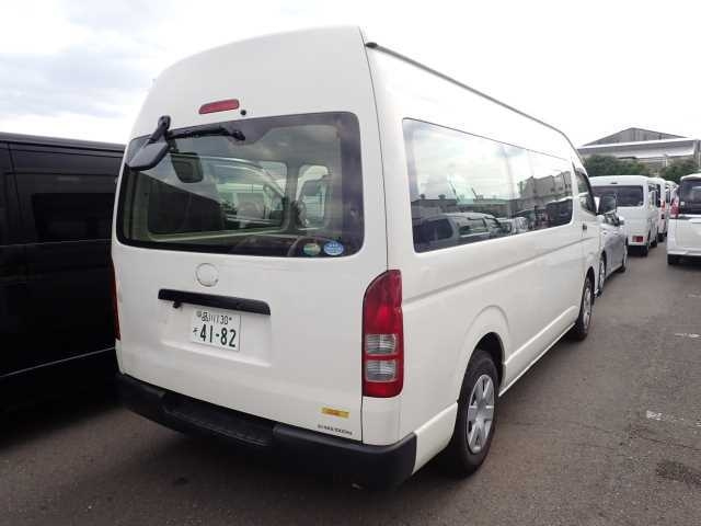 TOYOTA HIACE VAN 2016