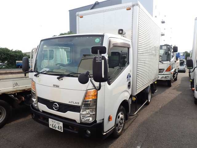 NISSAN ATLAS 2013