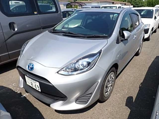 TOYOTA AQUA 2018
