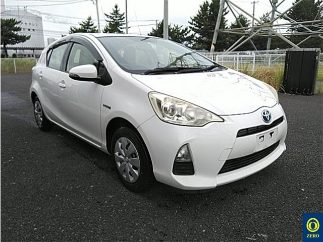 TOYOTA AQUA 2012
