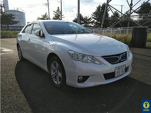 TOYOTA MARK X 2011