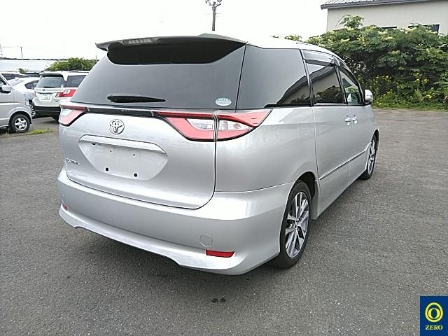 TOYOTA ESTIMA 2018