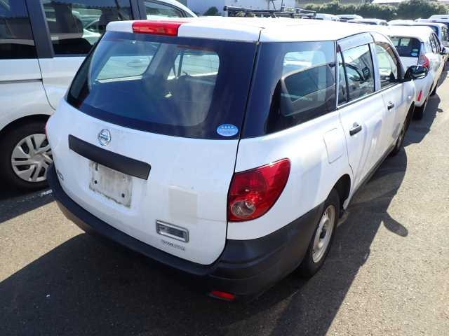 NISSAN AD 2015