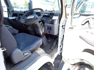 MITSUBISHI CANTER 2010