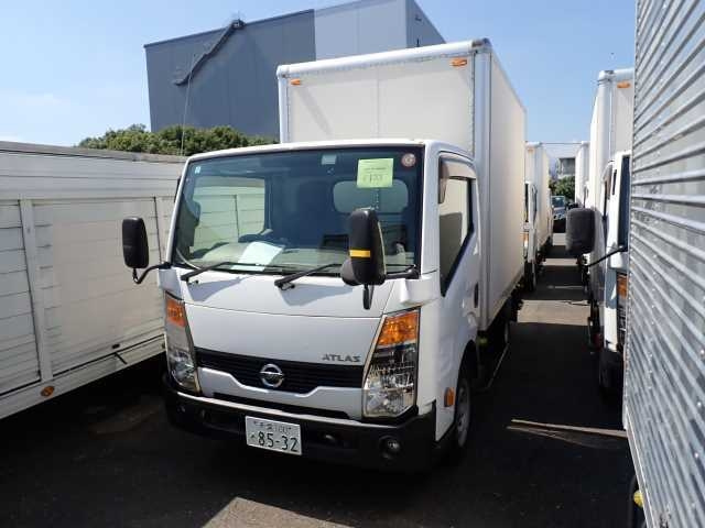 NISSAN ATLAS 2014