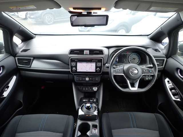 NISSAN LEAF 2018