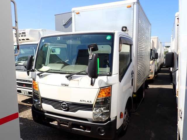 NISSAN ATLAS 2013