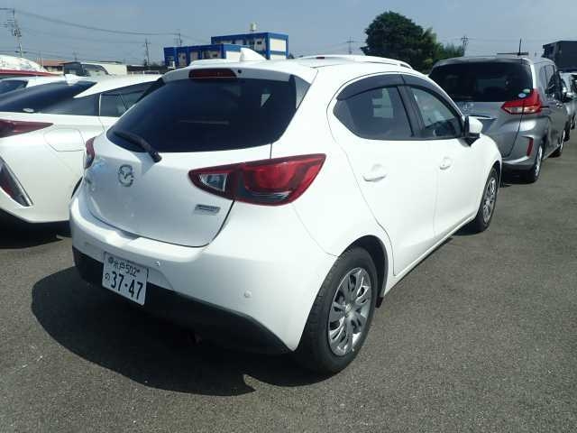 MAZDA DEMIO 2019