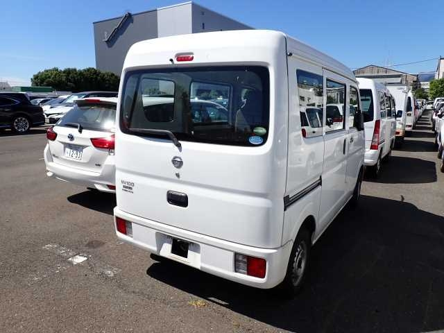 NISSAN CLIPPER VAN 2017