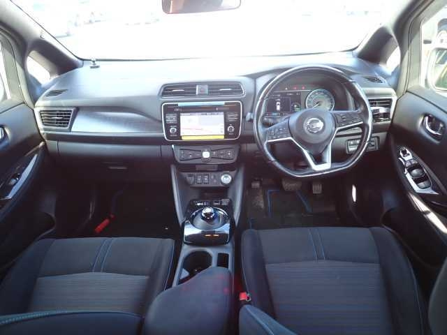 NISSAN LEAF 2018