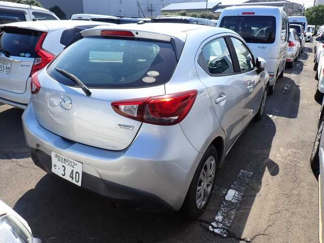 MAZDA DEMIO 2017
