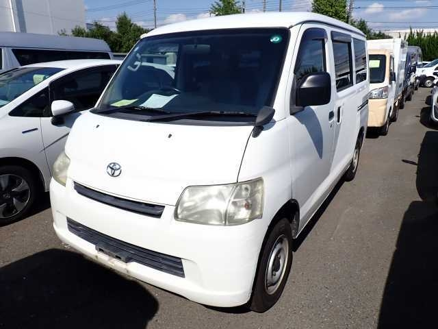 TOYOTA TOWN ACE VAN 2013
