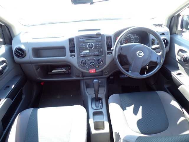 NISSAN AD 2010