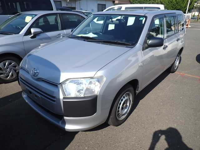 TOYOTA PROBOX 2018