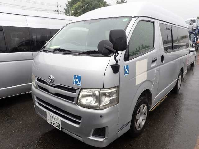 TOYOTA REGIUS ACE VAN 2011