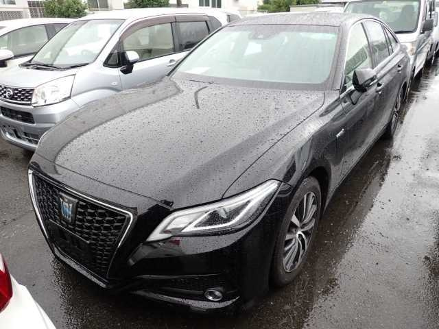 TOYOTA CROWN 2018