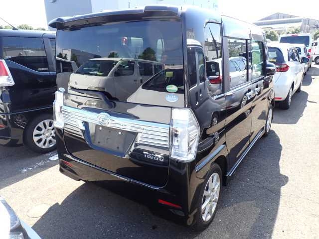 DAIHATSU TANTO 2016