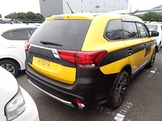 MITSUBISHI OUTLANDER 2017