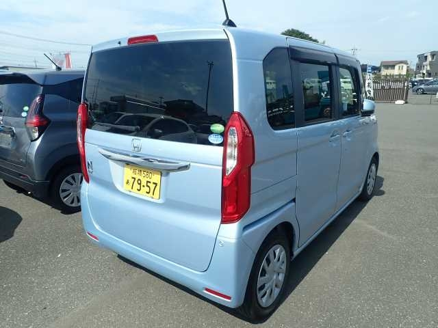 HONDA N BOX 2017